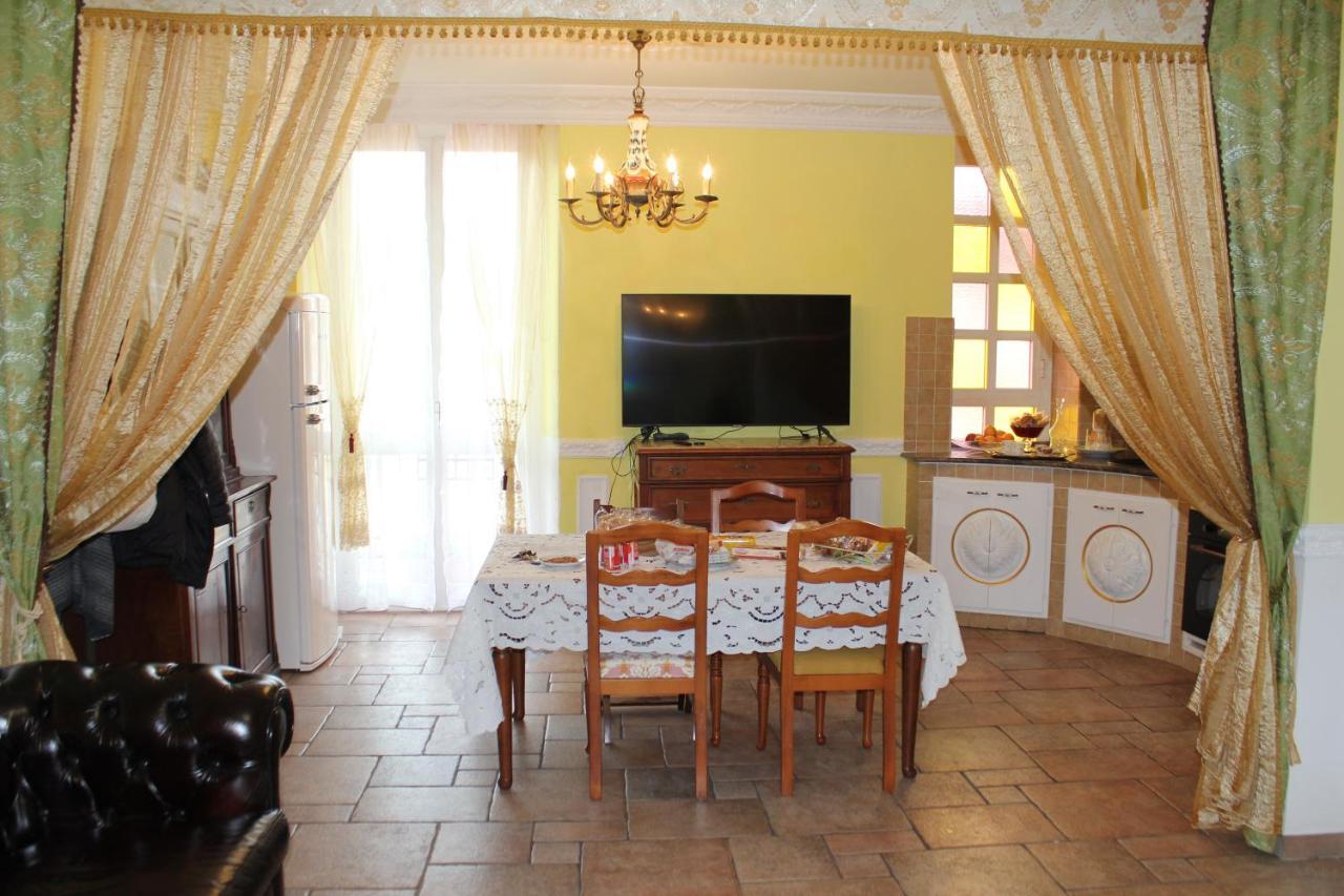 Bed And Breakfast Sopranos La Spezia Exterior foto
